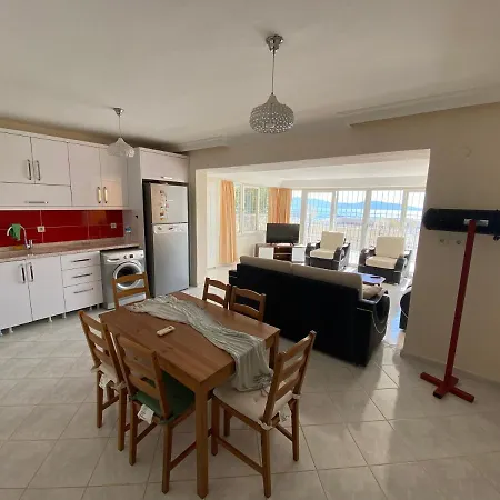 Tarik'S Place