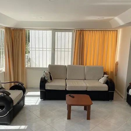 Tarik'S Place 아파트 *